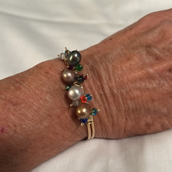 Genuine Pearl Crystal Bracelet - Picture 4 of 5